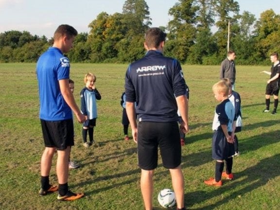 Arrow Sponsor Local football Team