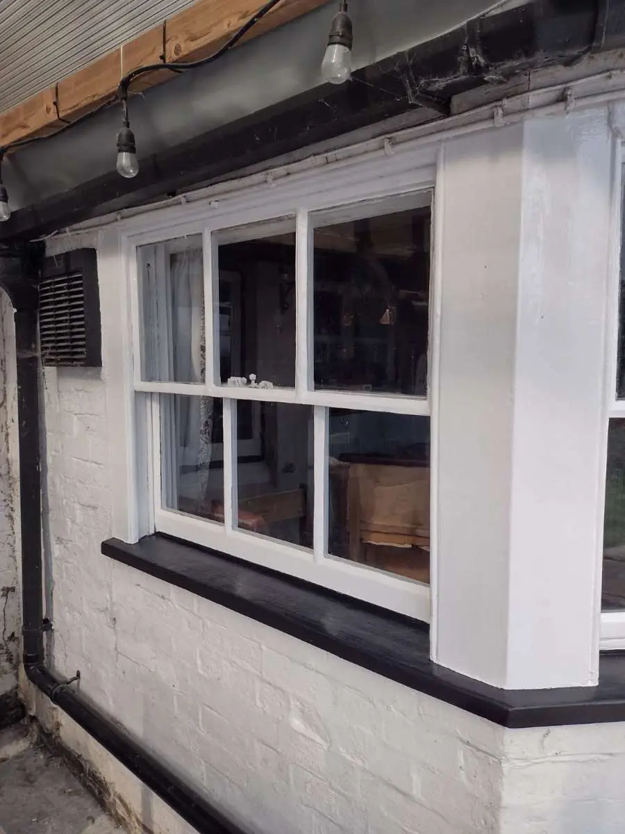 Project to refurbish some rotten windows